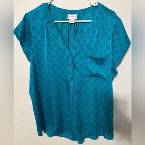 Liz Claiborne Blue Patterned Blouse